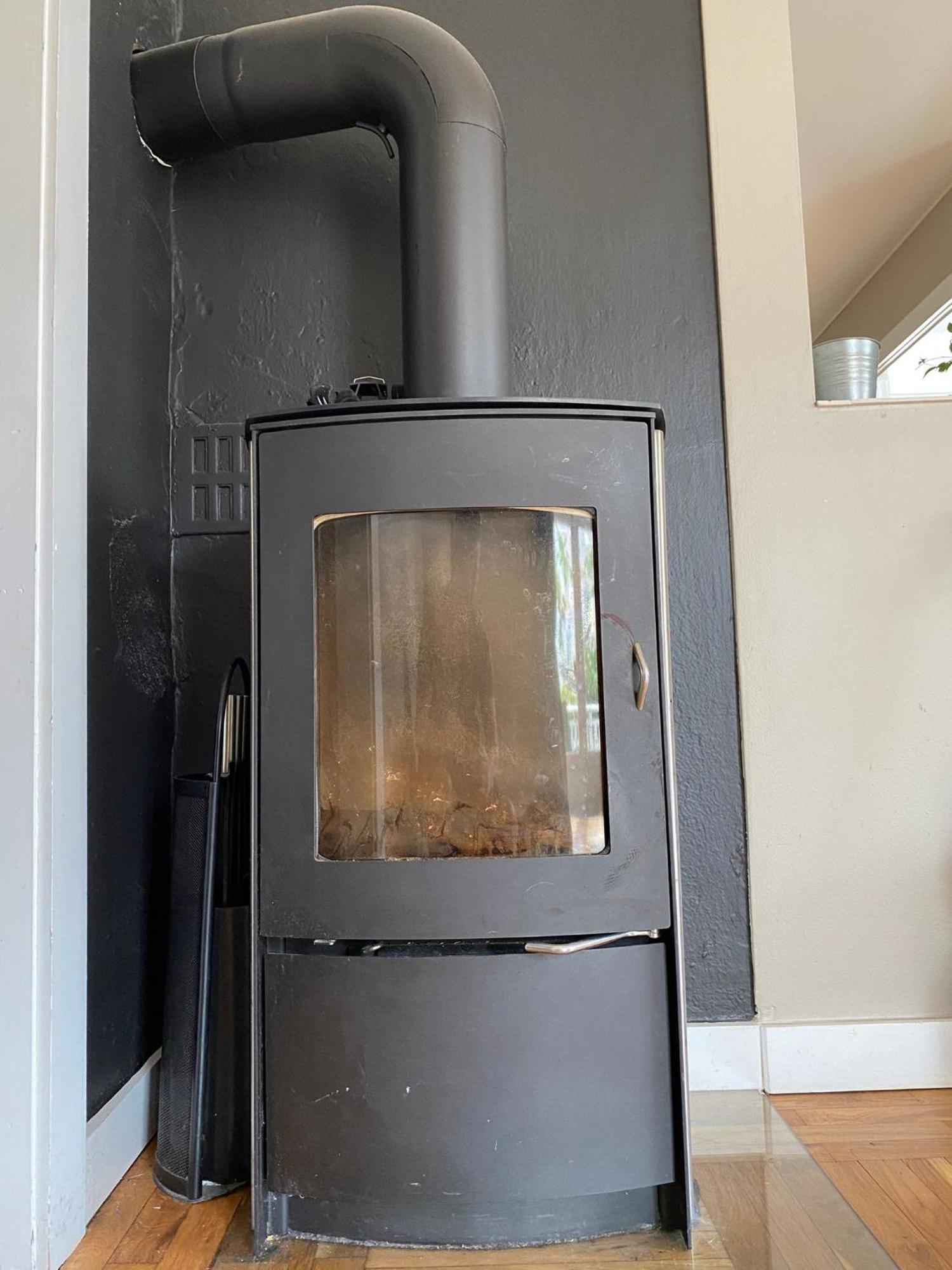 Central, Spacious And Characterful *